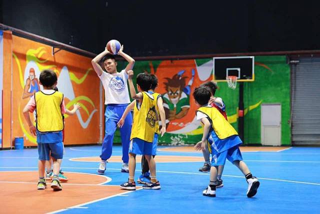 幼儿篮球游戏教案图片