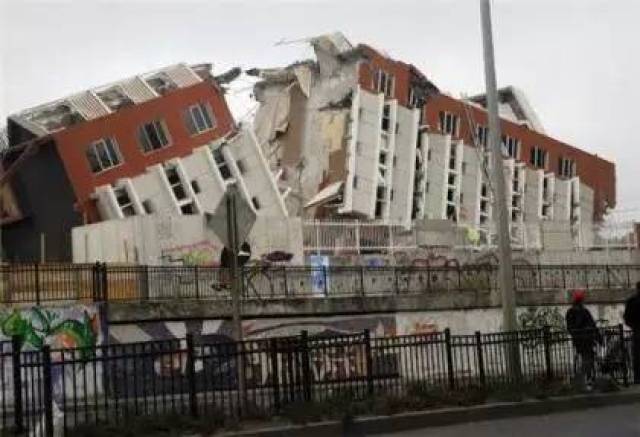 你见过65535网页传奇吗?25个超自然现象