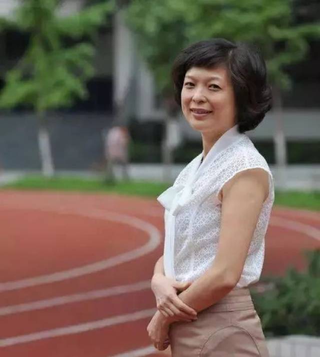 成都女校长集锦,她们用智慧和美,撑起成都教育的"半天边"!