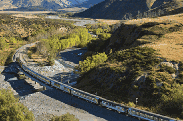 公路旅行 | 穿梭于崇山峻岭,来往间世外桃源