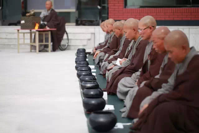 "比丘"是什么意思?
