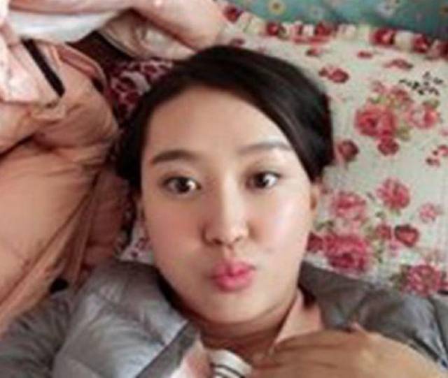 赵本山最美女徒弟,800万豪车做彩礼,婚后瓜子脸胖成了