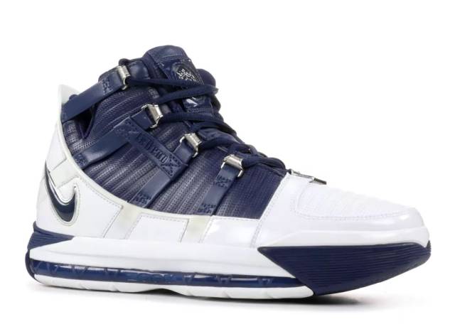 詹密们看过来～nike zoom lebron 3 "navy"来袭!