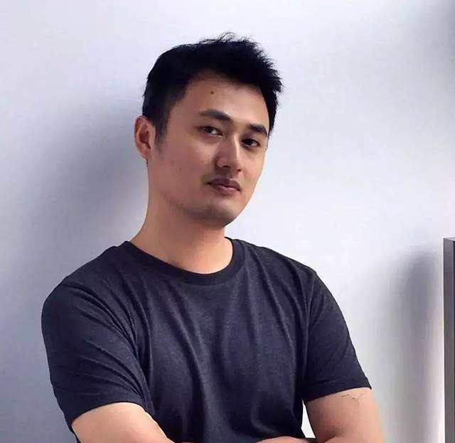 新媒体时代下的内容法则 | 2018蓝鲸财经新媒体论坛·清华站