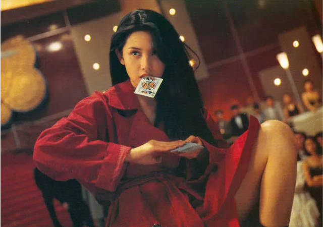 回顾香港电影的黄金时代,推荐经典棋牌港片