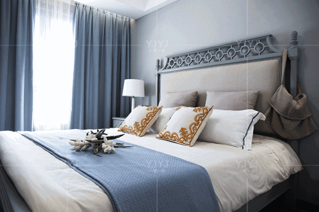   滑动查看下一张图片 ></p></a>> bedroom 次卧空间较小,将阳台与卧室贯通