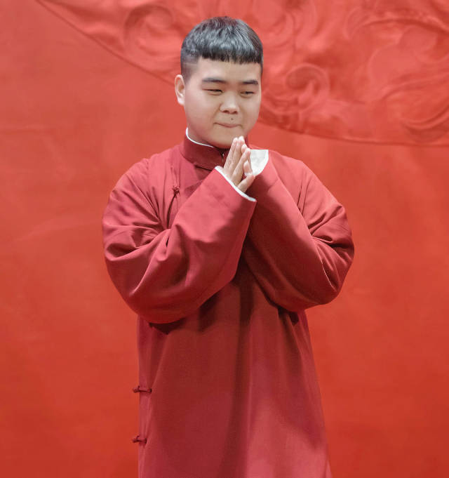 德云社大喜事岳云鹏徒弟尚筱菊大婚小岳岳说婚宴酒席我包了