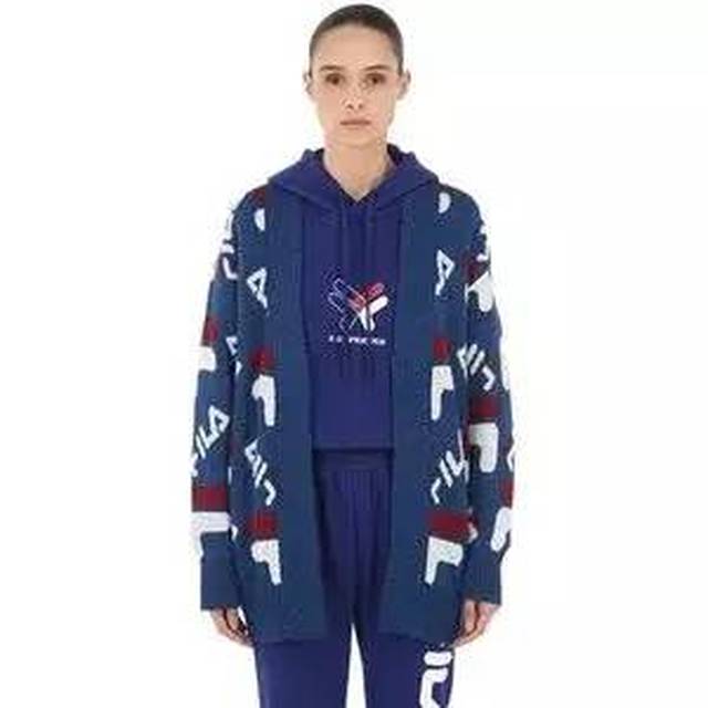 fila 联名卫衣外套 原价:$523.00 现价:$208.