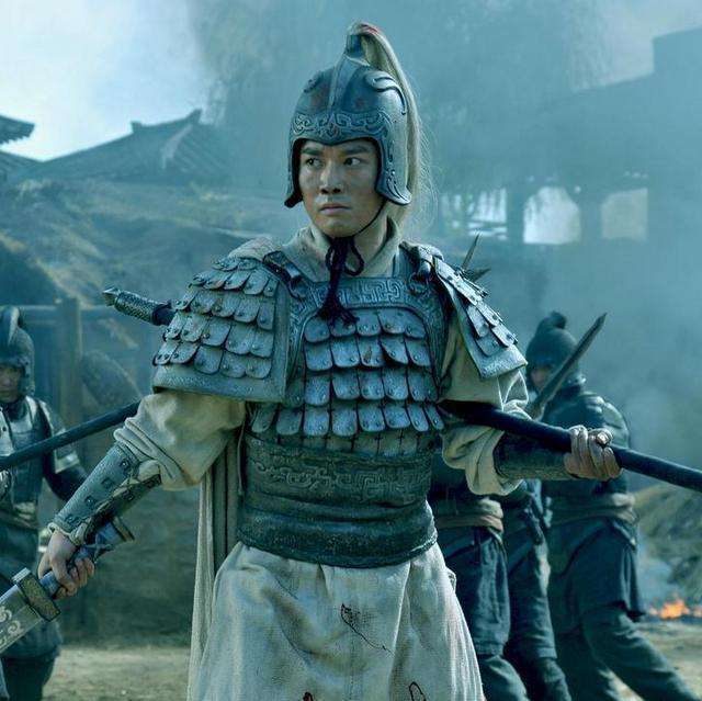 三国演义中,关羽与赵云至死效忠刘备,其实曹操也不缺这样的战将