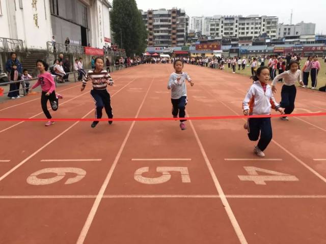 未成年人/2018,建瓯校运会精彩剪影!有你家孩子吗?