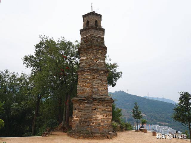 旬阳城东:寻访孟达墓