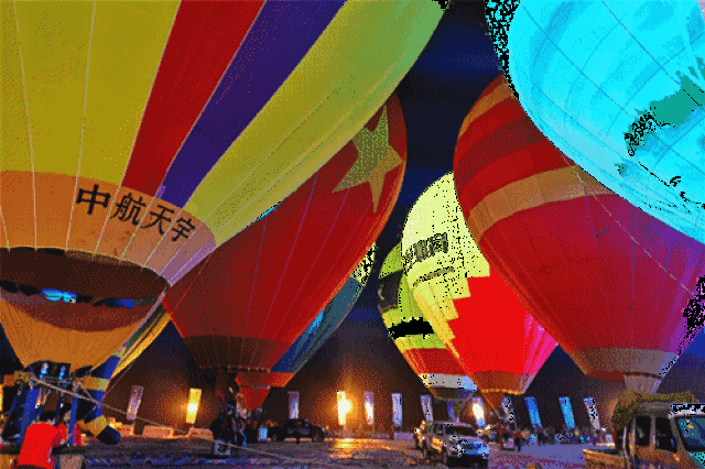 长宁热气球天空飞行月开幕啦!