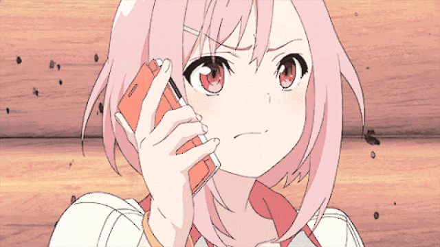 戴上耳机听音乐,感觉像是在输液,病人是自己,医生也是自己