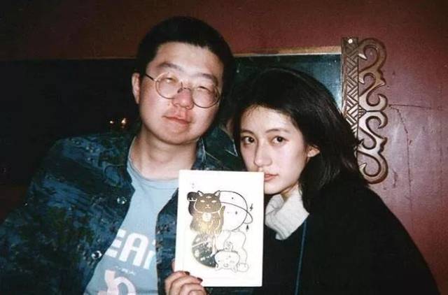 李诞结婚了!那句人间不值得,其实还有下半句