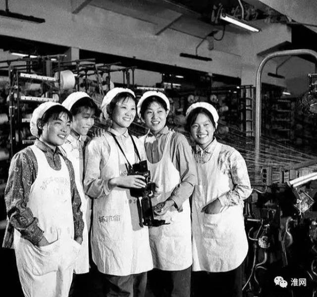 1976年,淮安,清江市纱厂女工.