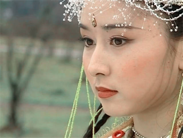 胡静七大古装角色,原来当年她还演过女儿国国王
