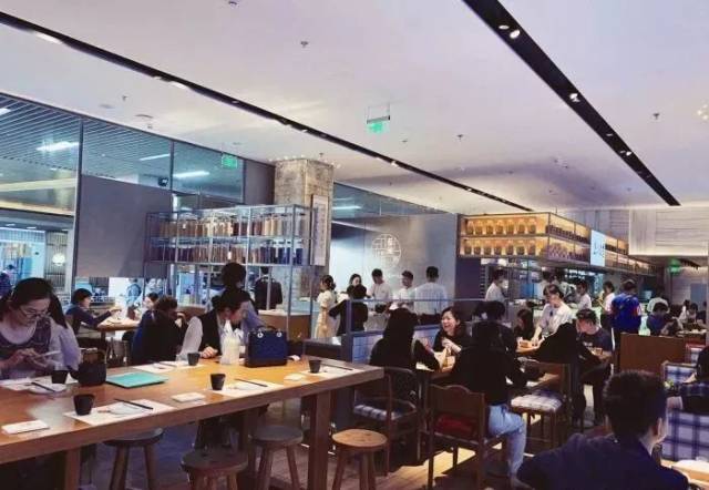 "食神"蔡澜的新港式点心餐厅,中式文艺风的设计太优秀