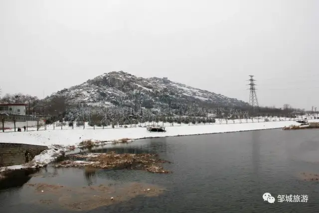 护驾山