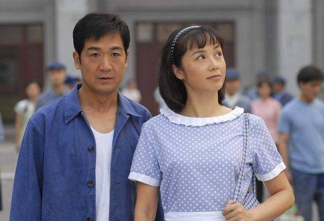 蒋雯丽老公曝光,背景大有来头,网友:这对夫妻太低调了
