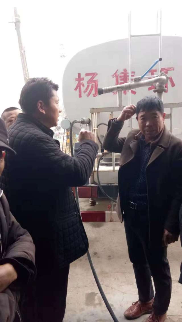 火灾无情人有情虞城县大杨集镇紧急处置一突发火灾