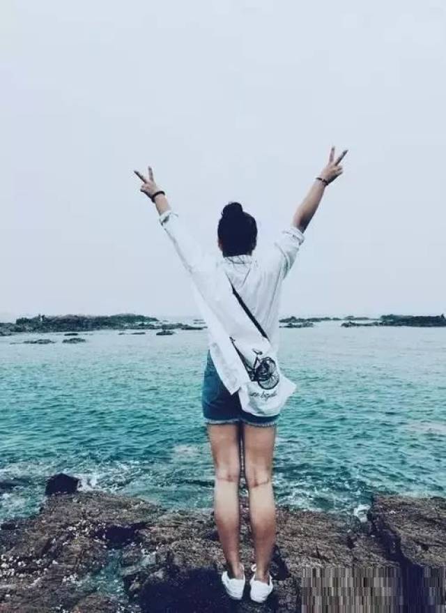 适合所有人的万能拍照姿势——背影照