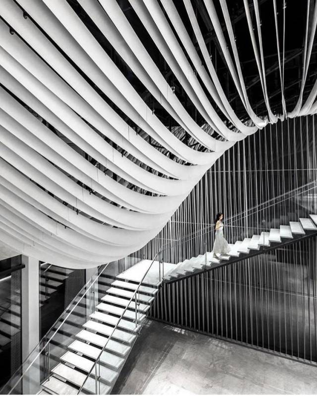 这个老牌建筑设计,在100的教案里"翻转"成都包装设计基础知识空间图片