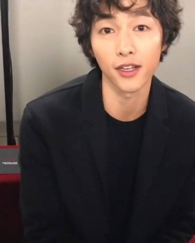 宋仲基卷毛如日系小奶狗 exo朴灿烈bts金南俊朴宝剑等韩男星卷发造型
