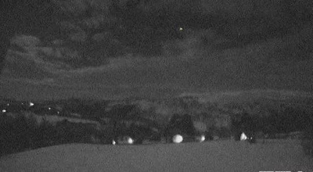 挪威赫斯达伦现象,山谷惊现诡异光团疑似ufo