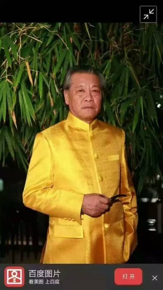 当代著名国际书画艺术名家《爱新觉罗恒山》生活记录写真!