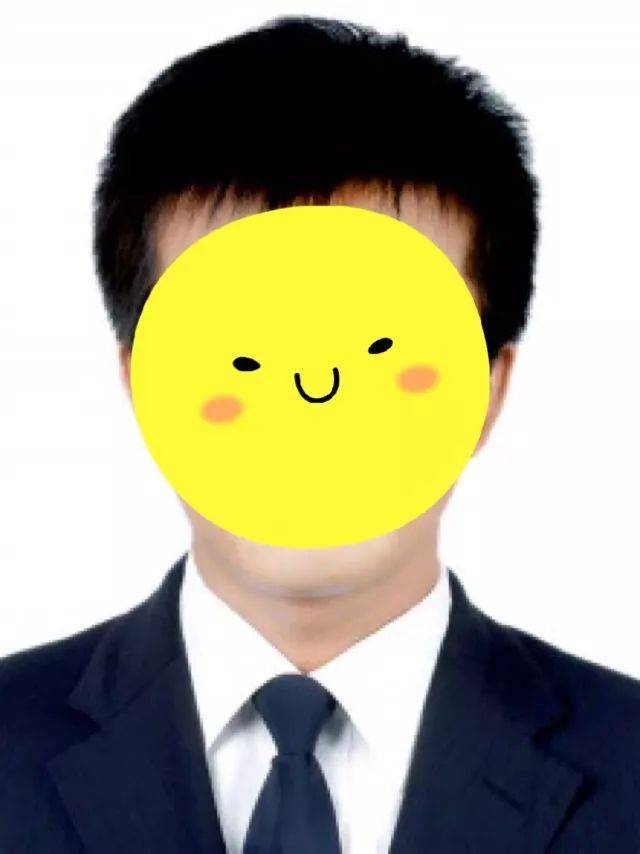 证件照要求:电子照片规格要求为一寸,6个月内正面免冠,脸部清晰,包括