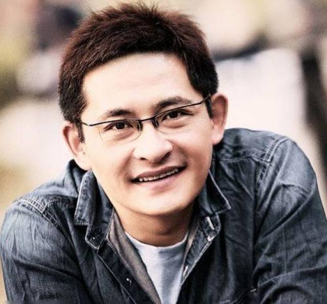 刘欢和弟弟刘啸合唱《糊涂的爱》,哥俩都