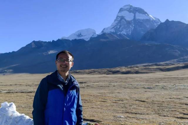 这些浙报的记者几乎踏足过浙江的所有乡村，在田间地头细嗅新闻灵感