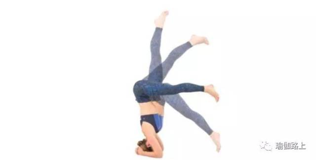 离墙练习瑜伽头倒立的 3 种方式,你应该试试