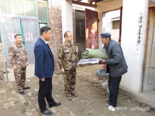【军事新闻】河南省台前县人武部因地制宜助力当地脱贫