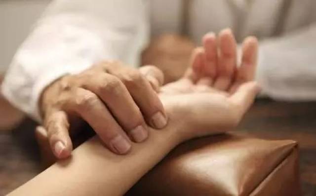 人民日报:勿用西医思维捆住中医手脚!为中医