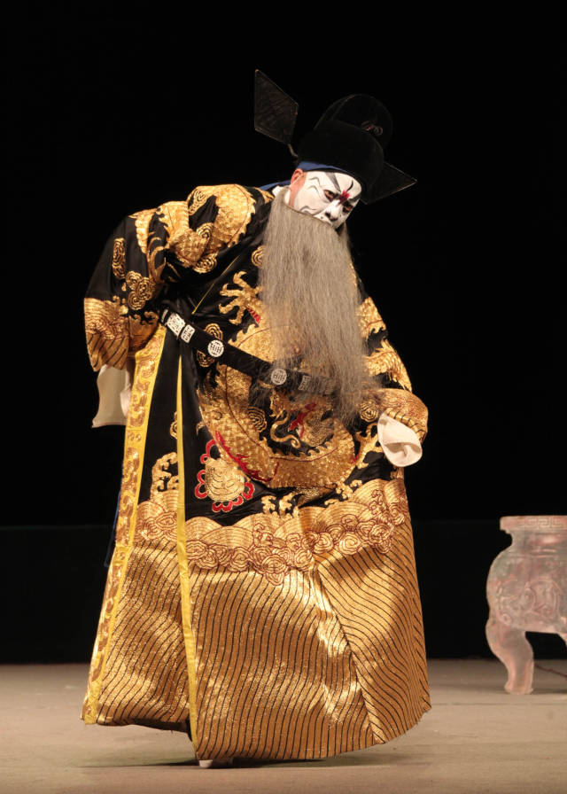 市豫剧团演出豫剧《徐延昭买子》,现场掌声不