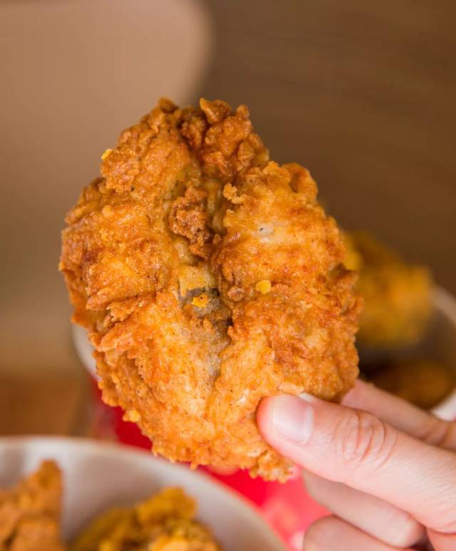 kfc&麦当劳最新美食攻略—39元吃kfc过瘾炸鸡桶强势回归,麦当劳全新