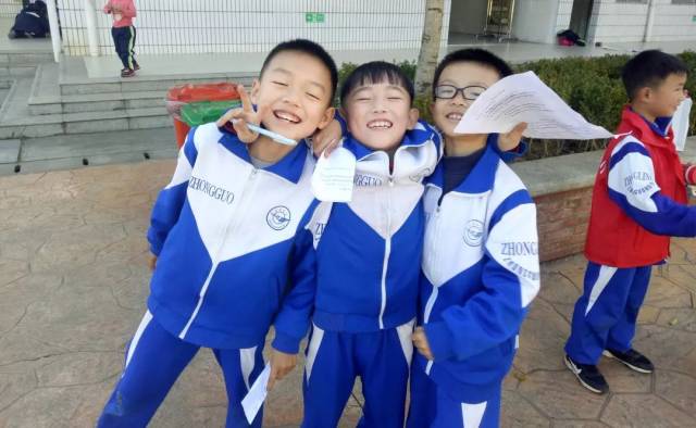 中岭小学运动会:除了运动员和啦啦队,竞技场上还有我们的英姿!