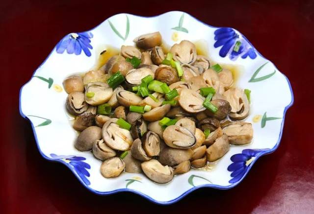清炒草菇