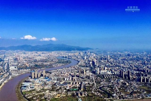 大道世纪是龙港世纪新城动静的主干道,更是龙港提升未来城市形象的帝豪gs大片板块图片