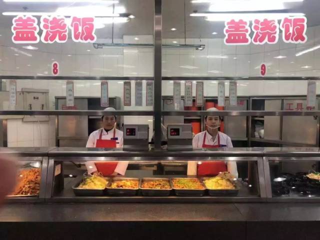阅读全文还将收到各层的示范窗口及特色菜品介绍哦 赶快来围观并 为你
