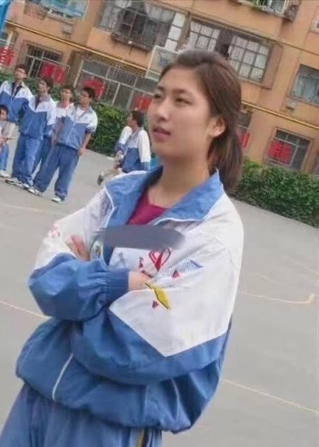 陪陈羽凡一起吸毒的女人,什么来历!来看看