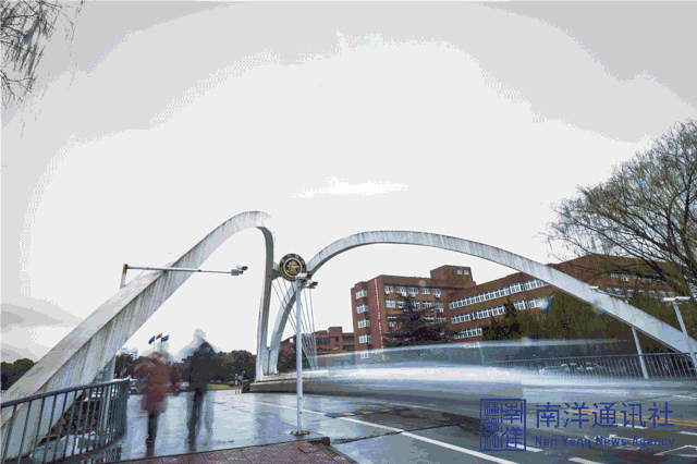 动图看交大!倾城时光.gif,第一张你就很熟悉