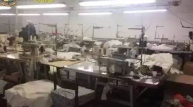 意大利警方“地毯式”突击华人服装工厂!16名华人被抓!D&G事件