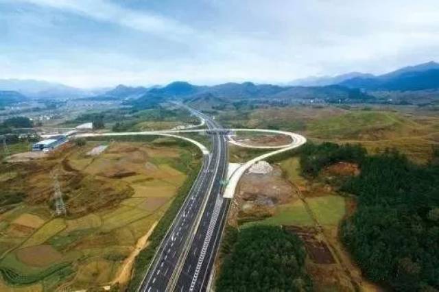 广连高速2021年建成通车