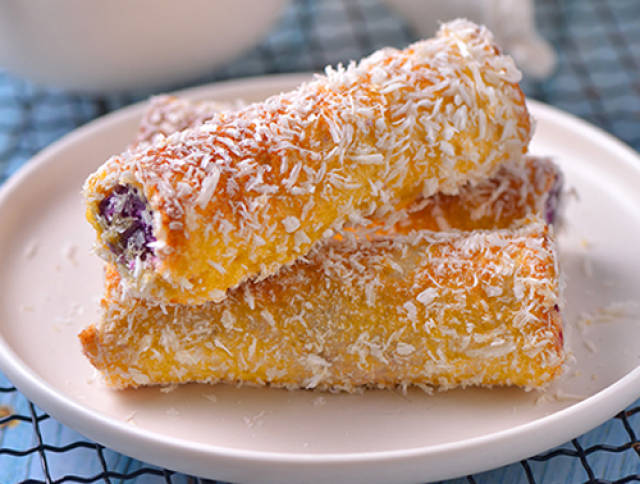 金黄酥脆 香甜醇美 2岁宝宝营养早餐紫薯吐司