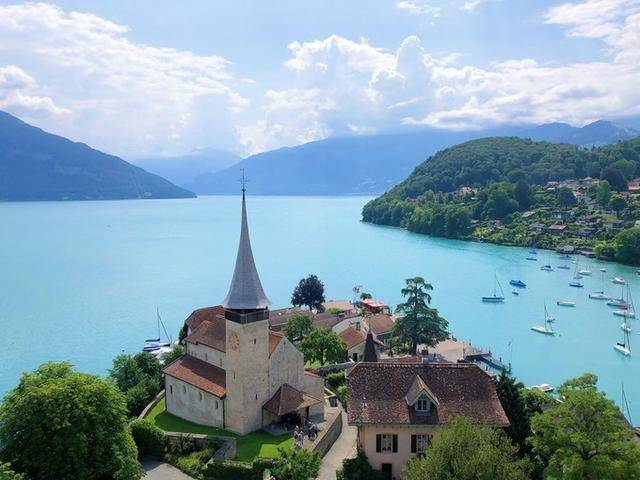 国家护照自由度排行--西班牙排第三,可免签175