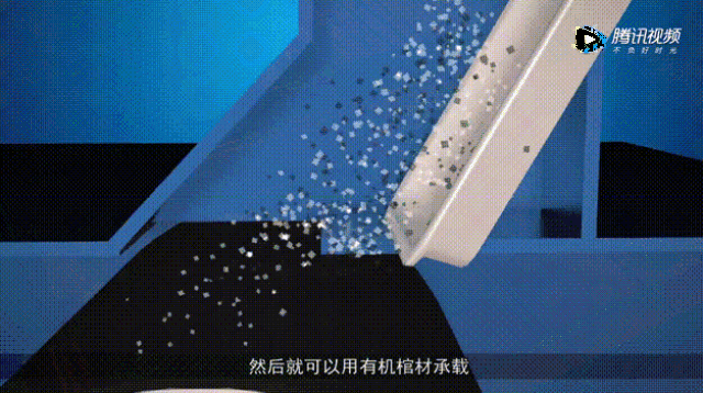 在真空干燥机中去除冰晶粒里的水分.