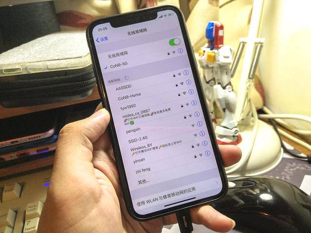 但采用双层pcb设计的iphone x却存在发热降频问题,降频之后游戏画面