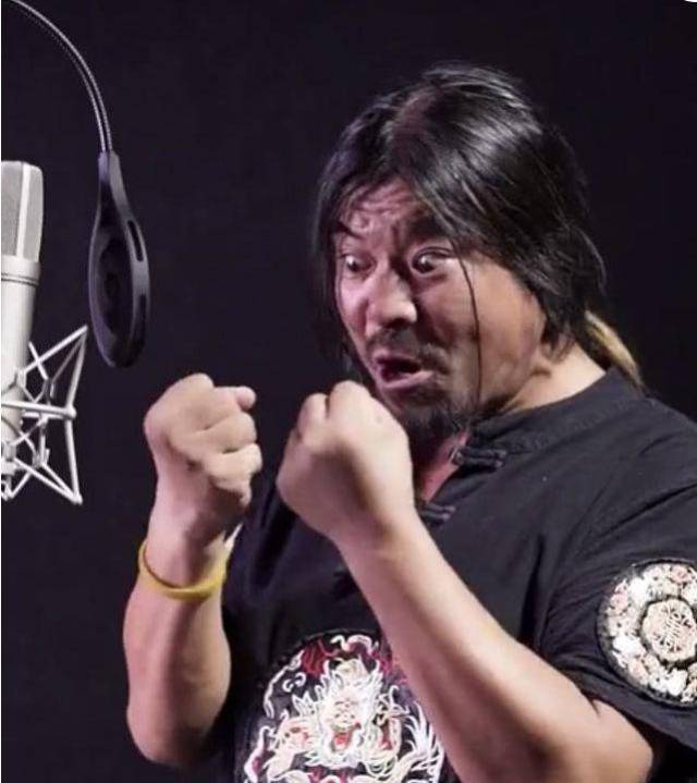 抖音"面筋哥"翻唱韩红老师的《天路》,网友:她不配你叫老师!